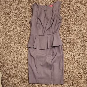Gray Sleeveless Sheath Dress with Crew Neck for Work